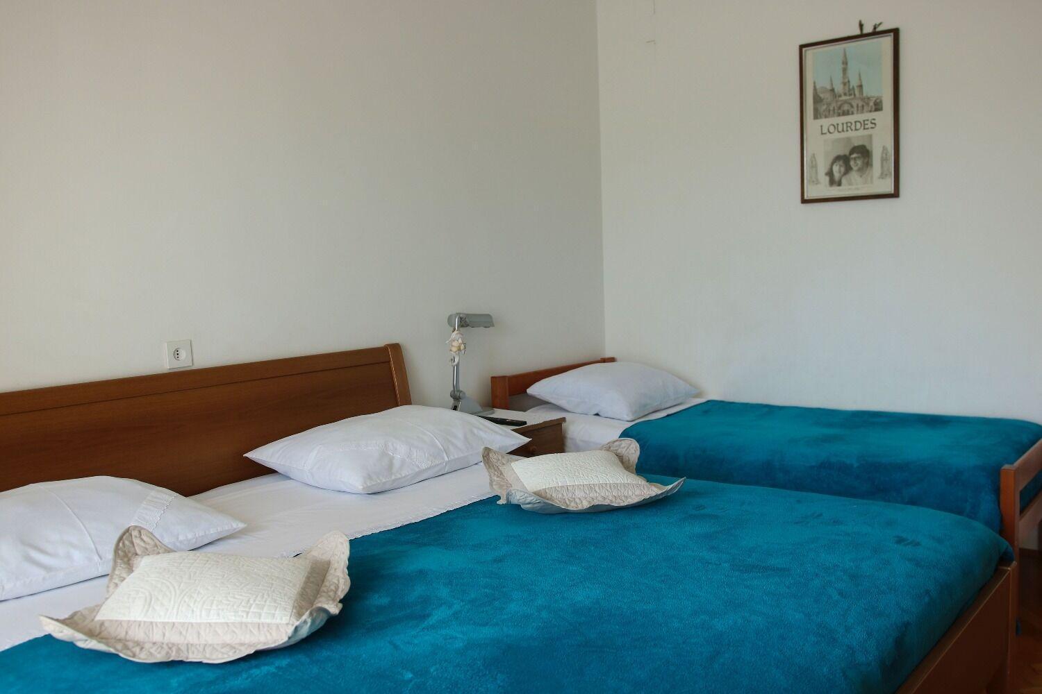 Apartments Zdravko - 150 M From Sandy Beach Duće Exterior foto